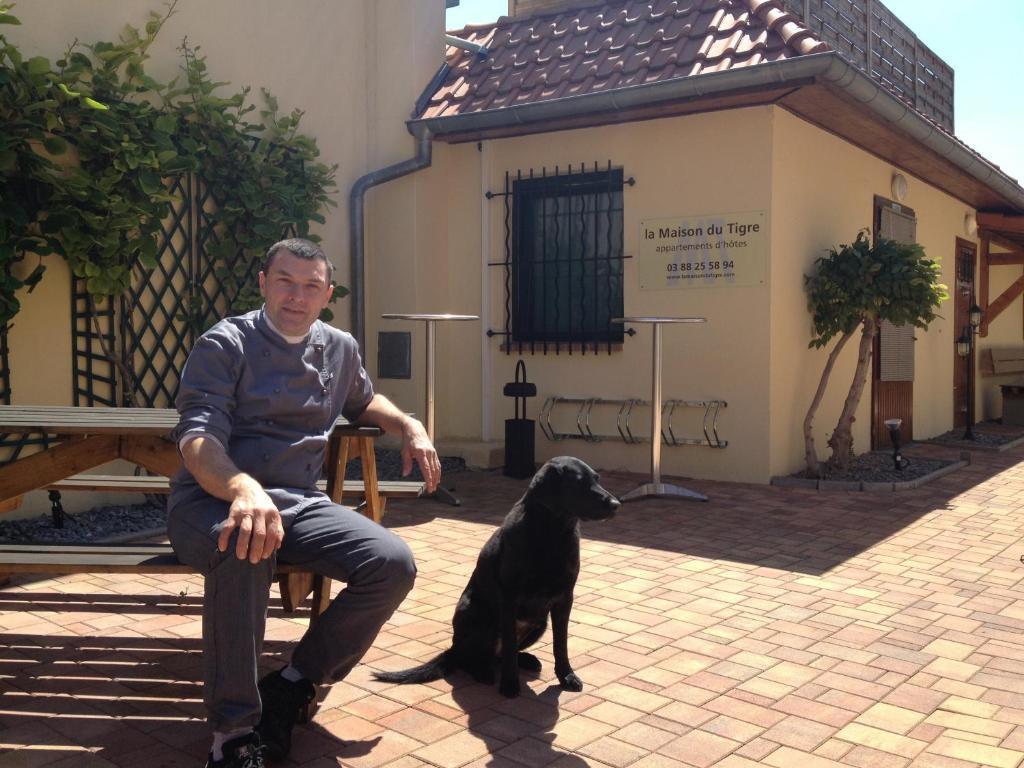 Appart'Hotels La Maison Du Tigre Stutzheim Esterno foto